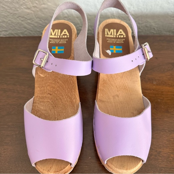 MIA Greta Swedish Clogs - Lilac
Italian Leather 40 - Picture 13 of 14